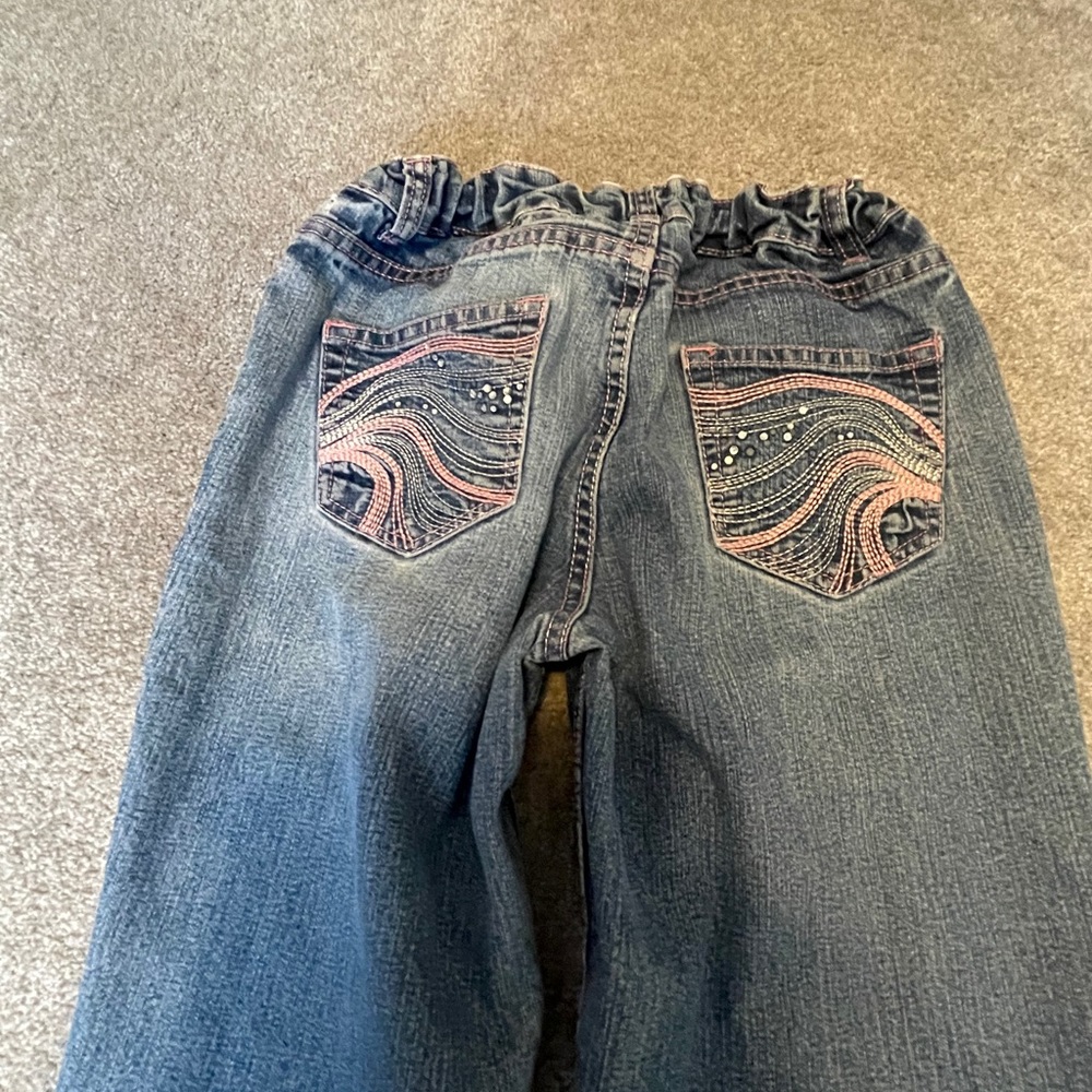 Blue jeans - Picture 2 of 3